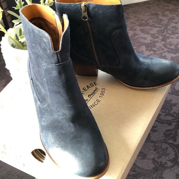 Navy anklet booties - Picture 2 of 5